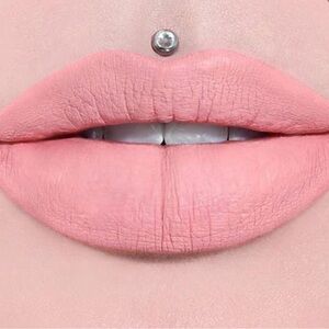 Jeffree Star Skin Tight Velour Liquid Lipstick